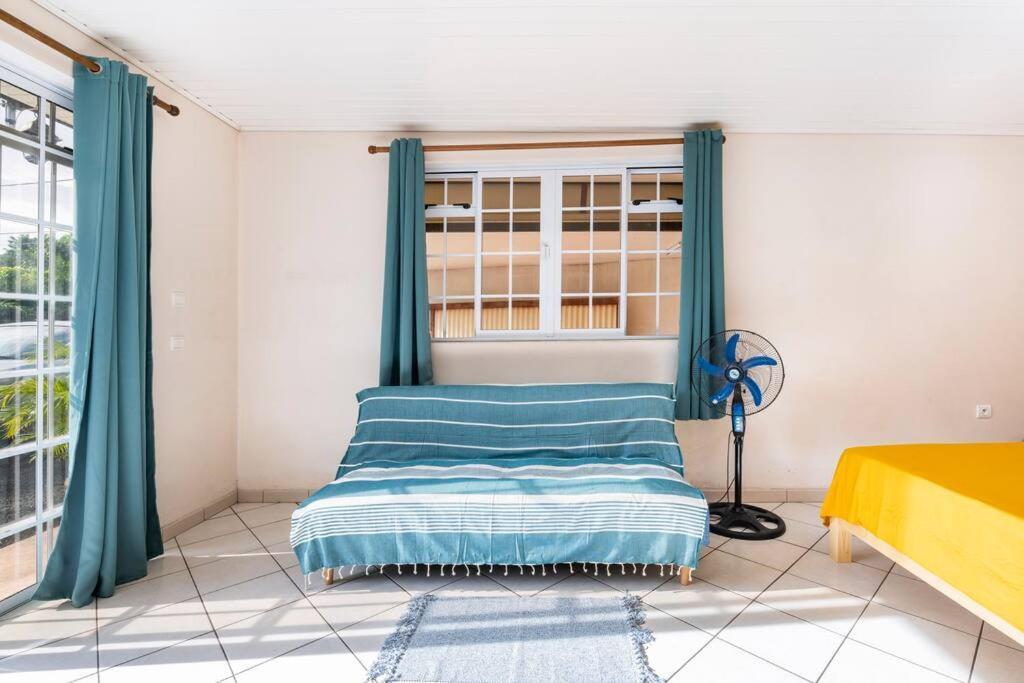 Chaine Lodge Maison Entiere Free Parking & Wifi 3Min De L'Aeroport Faaa Ngoại thất bức ảnh